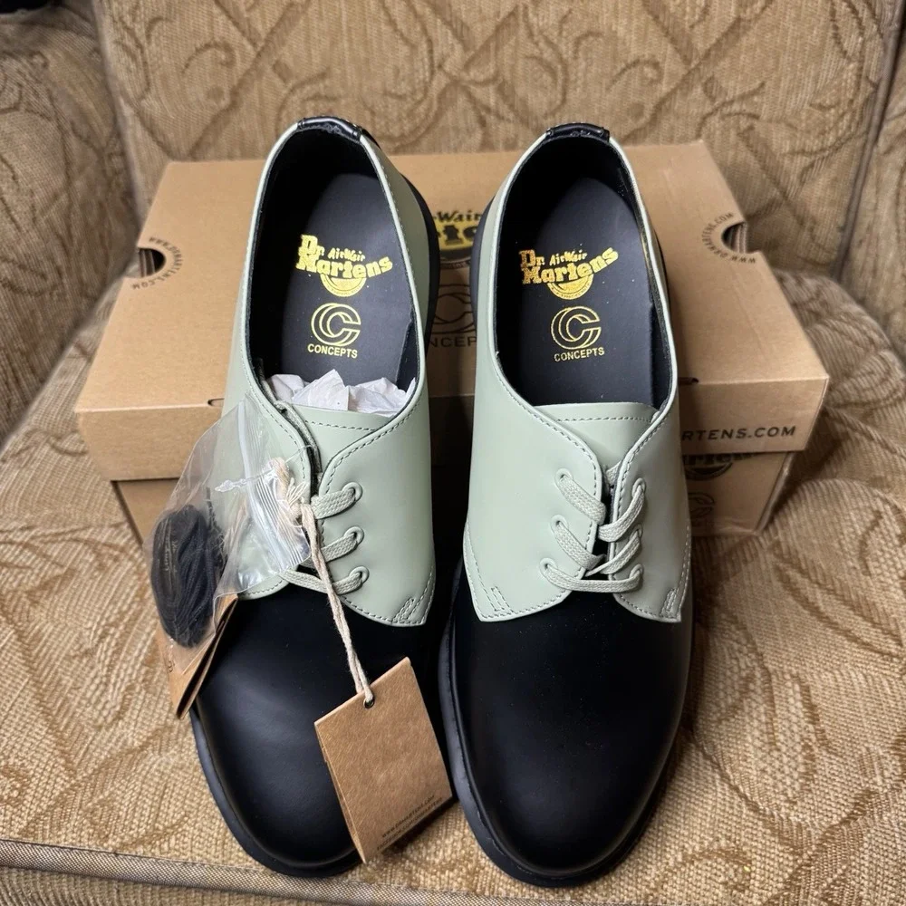 DR.‎ MARTENS 1461 CONCEPTS SIZE 8 AW004 BLACK GREEN  LEATHER DERBY SHOES